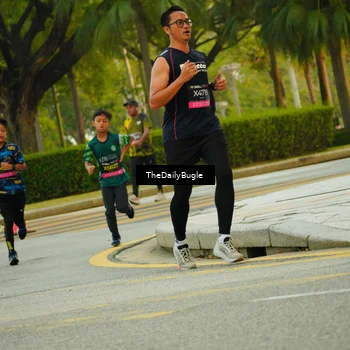 Runner Photo 6895656