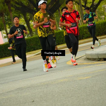 Runner Photo 6895658