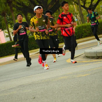 Runner Photo 6895666