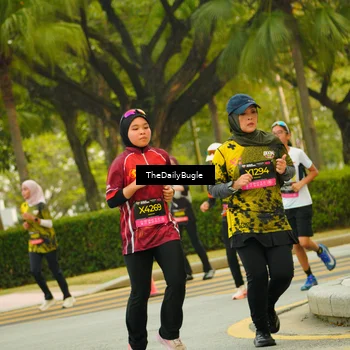 Runner Photo 6895703