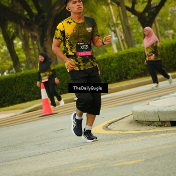 Runner Photo 6895715