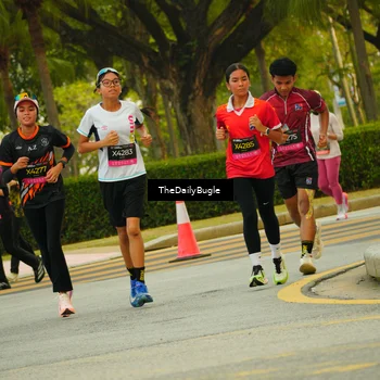 Runner Photo 6895734