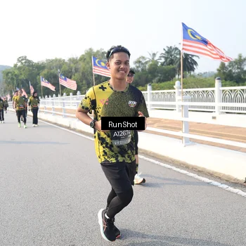 Runner Photo 6897404