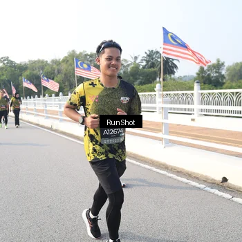 Runner Photo 6897405