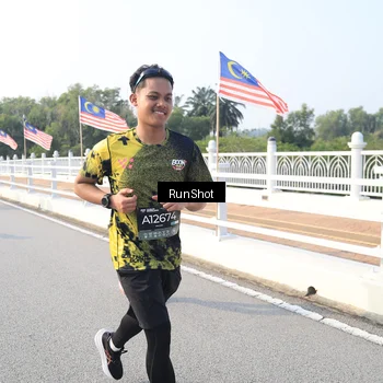Runner Photo 6897411
