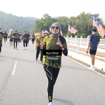Runner Photo 6899251