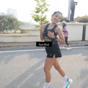 Runner Photo 6900733