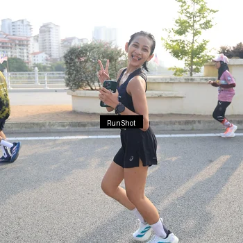 Runner Photo 6900737