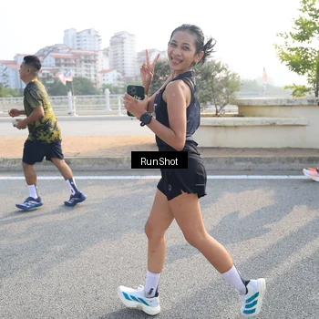 Runner Photo 6900742