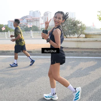 Runner Photo 6900747
