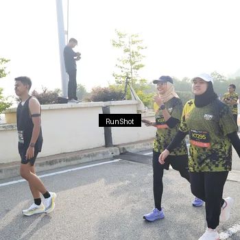 Runner Photo 6900766