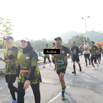 Runner Photo 6900775