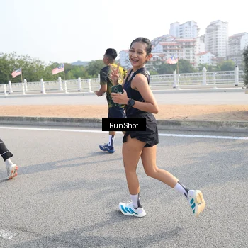 Runner Photo 6900788