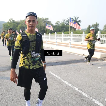 Runner Photo 6900826
