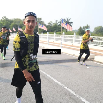 Runner Photo 6900840