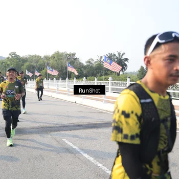 Runner Photo 6900852