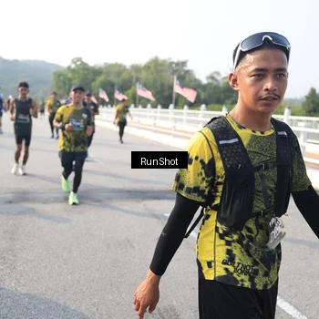 Runner Photo 6900855