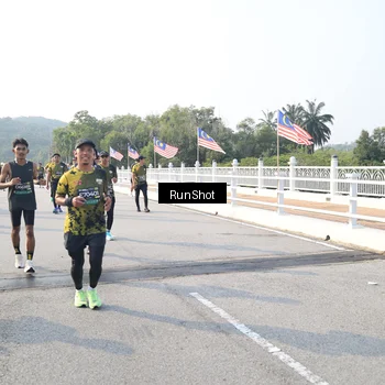 Runner Photo 6900859