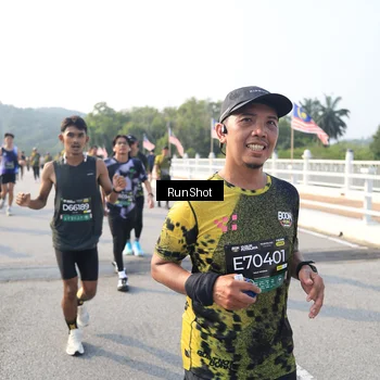 Runner Photo 6900894