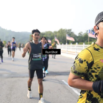 Runner Photo 6900898