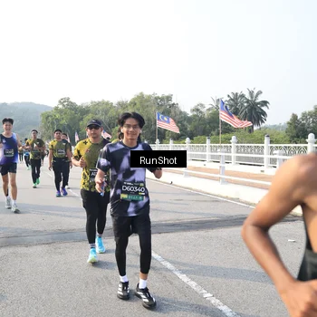 Runner Photo 6900928