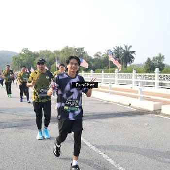 Runner Photo 6900933