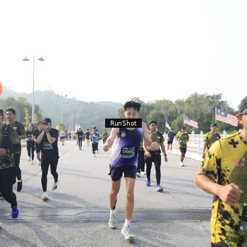 Runner Photo 6900946