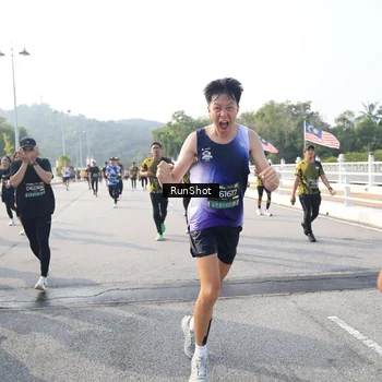 Runner Photo 6900959