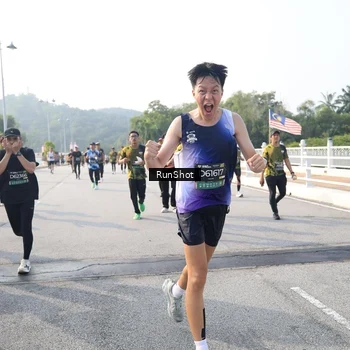 Runner Photo 6900960