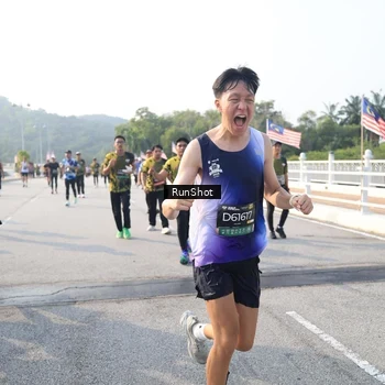 Runner Photo 6900970