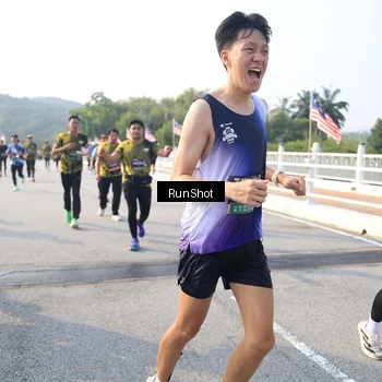 Runner Photo 6900973