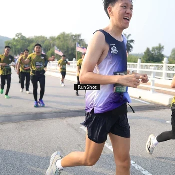 Runner Photo 6900979
