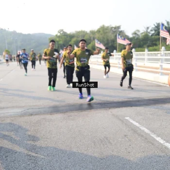 Runner Photo 6900980