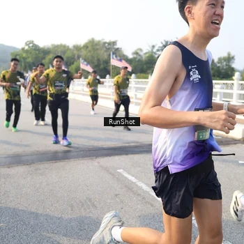Runner Photo 6900986