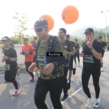 Runner Photo 6900990