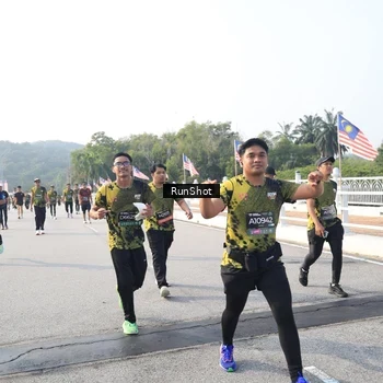 Runner Photo 6901004