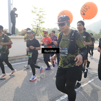 Runner Photo 6901015