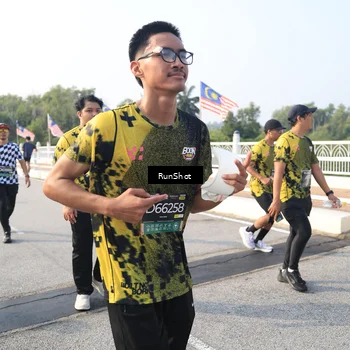 Runner Photo 6901048