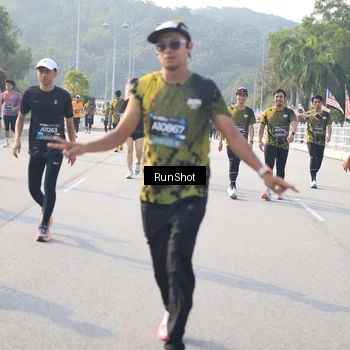 Runner Photo 6901099