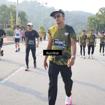 Runner Photo 6901107