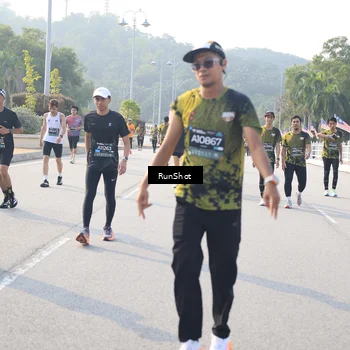 Runner Photo 6901118