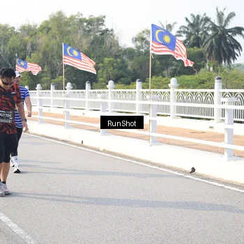 Runner Photo 6901144