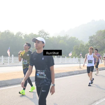 Runner Photo 6901148