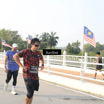Runner Photo 6901164