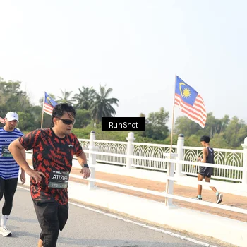 Runner Photo 6901169