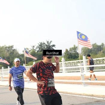 Runner Photo 6901174