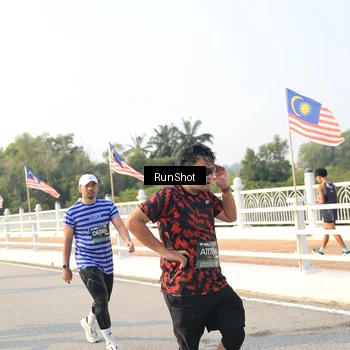 Runner Photo 6901176