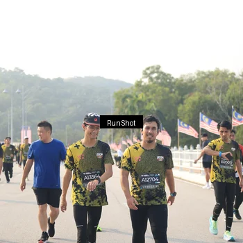Runner Photo 6901181