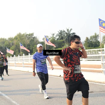 Runner Photo 6901184