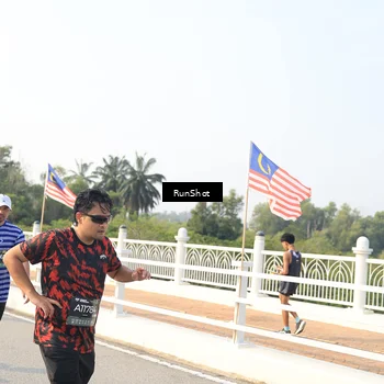 Runner Photo 6901187